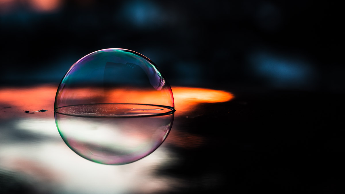 Photography of bubbles, reflection
