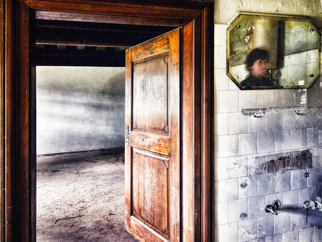 mirror in abandoned castle